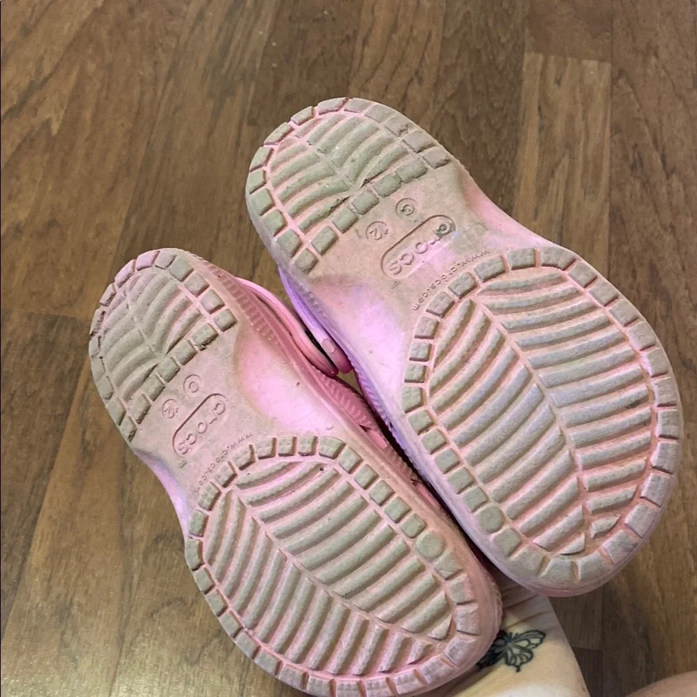 CROCS Pink Water Shoes with Ventilation and Strap